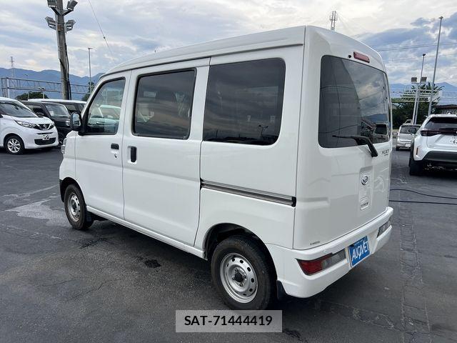 Daihatsu HIJET CARGO 2019-02 8073982-5