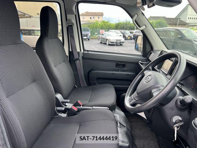 Daihatsu HIJET CARGO 2019-02 8073982-7
