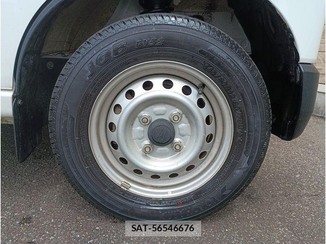 Daihatsu HIJET CARGO 2022-04 8099559-25