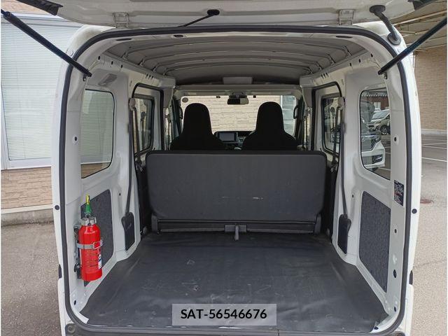 Daihatsu HIJET CARGO 2022-04 8099559-8