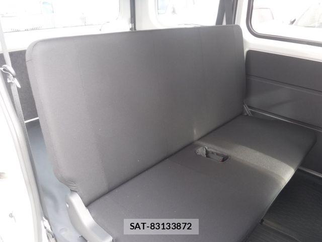 Daihatsu HIJET CARGO 2026-07 8099555-11