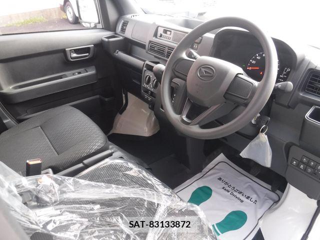 Daihatsu HIJET CARGO 2026-07 8099555-12