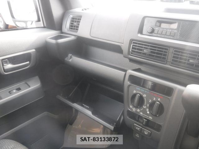 Daihatsu HIJET CARGO 2026-07 8099555-22