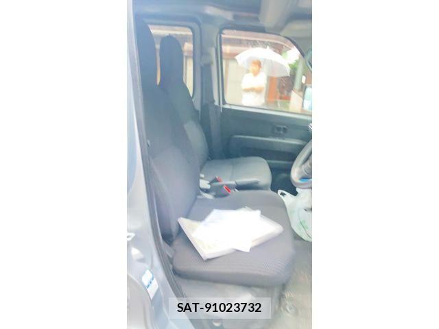 Daihatsu HIJET CARGO 2019-10 8099560-9