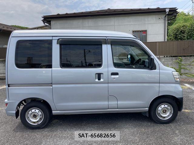 Daihatsu HIJET CARGO 2021-03 8099558-8