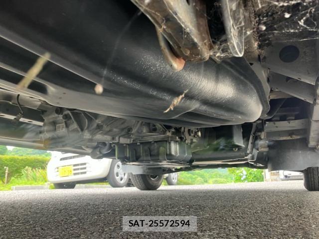 Daihatsu HIJET CARGO 2012-08 8099561-11