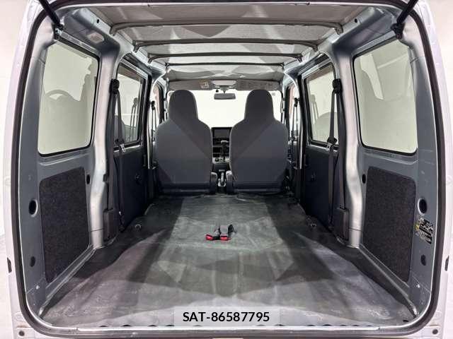 Daihatsu HIJET CARGO 2016-09 8158550-18