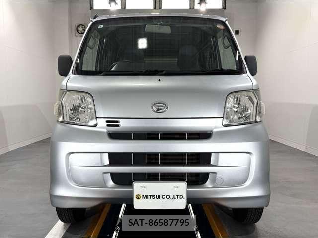 Daihatsu HIJET CARGO 2016-09 8158550-2