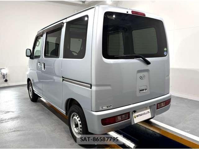 Daihatsu HIJET CARGO 2016-09 8158550-5