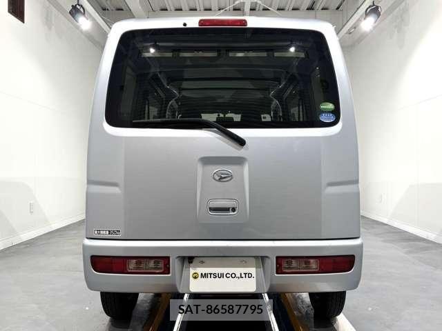 Daihatsu HIJET CARGO 2016-09 8158550-6