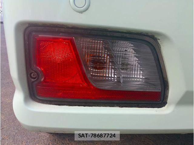 Daihatsu HIJET CARGO 2022-04 8207826-21
