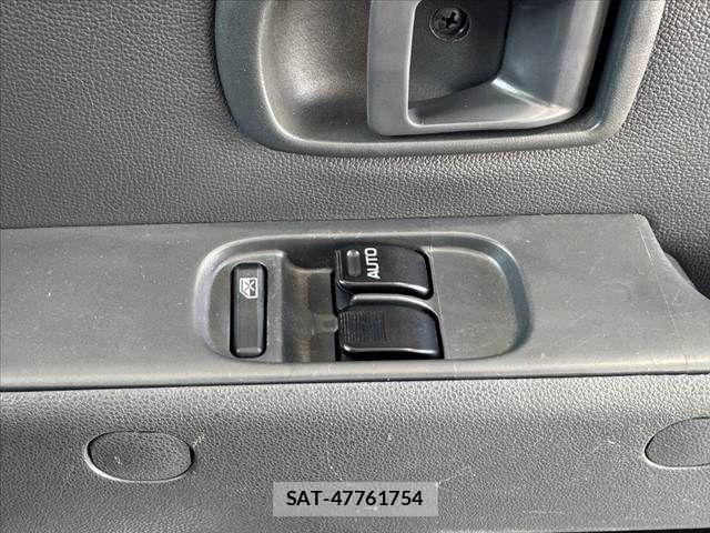 Daihatsu HIJET CARGO 2017-05 8207827-29