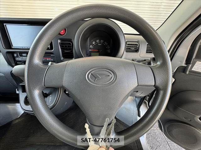 Daihatsu HIJET CARGO 2017-05 8207827-6