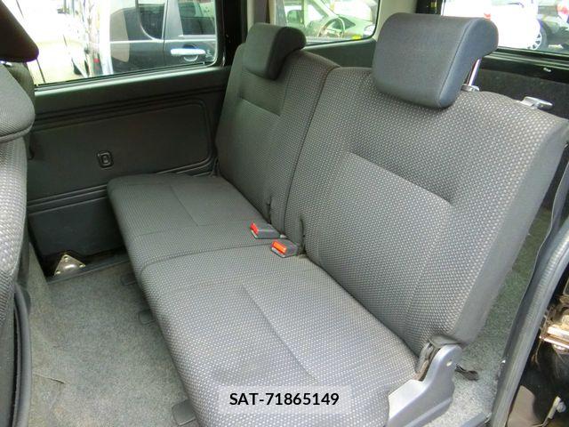 Daihatsu HIJET CARGO 2018-05 8230298-23