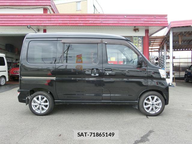 Daihatsu HIJET CARGO 2018-05 8230298-2