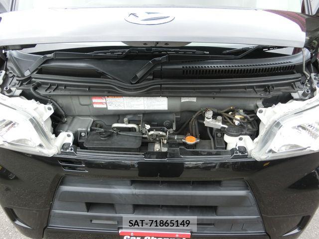 Daihatsu HIJET CARGO 2018-05 8230298-29
