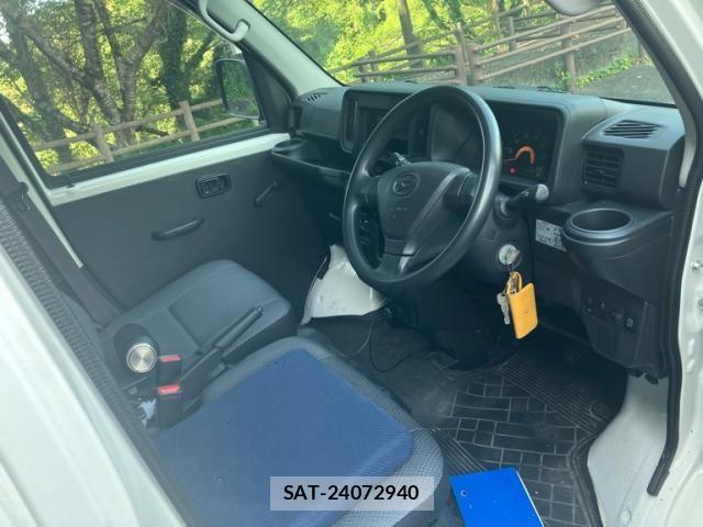 Daihatsu HIJET CARGO 2020-10 8245395-16
