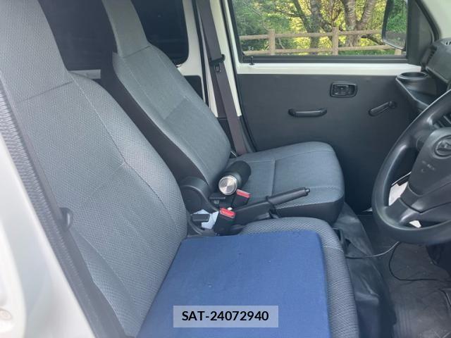 Daihatsu HIJET CARGO 2020-10 8245395-17