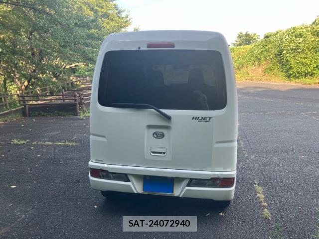 Daihatsu HIJET CARGO 2020-10 8245395-7