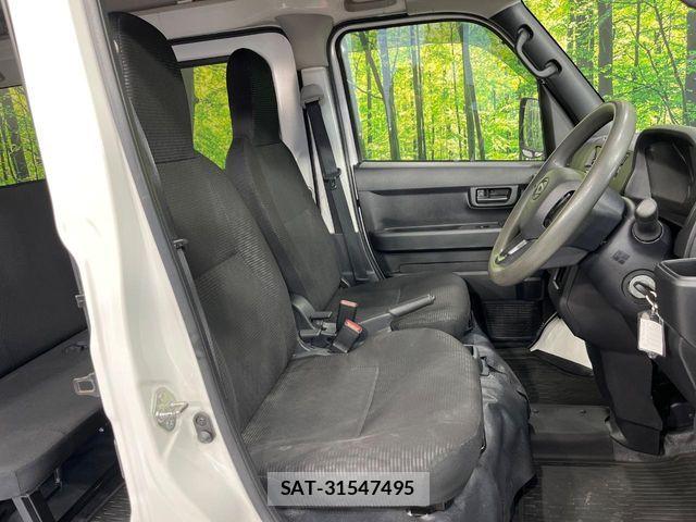 Daihatsu HIJET CARGO 2022-05 8245388-5