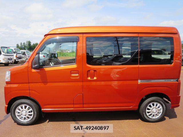 Daihatsu HIJET CARGO 2022-11 8245387-4