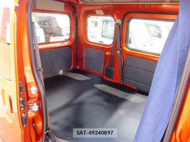 Daihatsu HIJET CARGO 2022-11 8245387-8