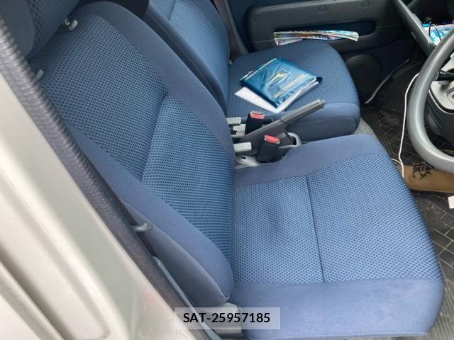 Daihatsu HIJET CARGO 2015-02 8245396-15
