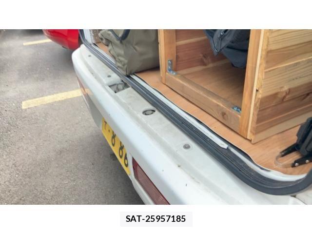 Daihatsu HIJET CARGO 2015-02 8245396-26