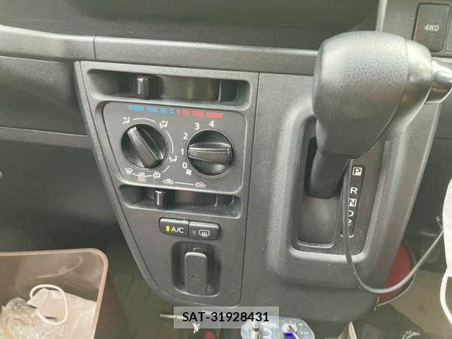 Daihatsu HIJET CARGO 2021-06 8245389-14