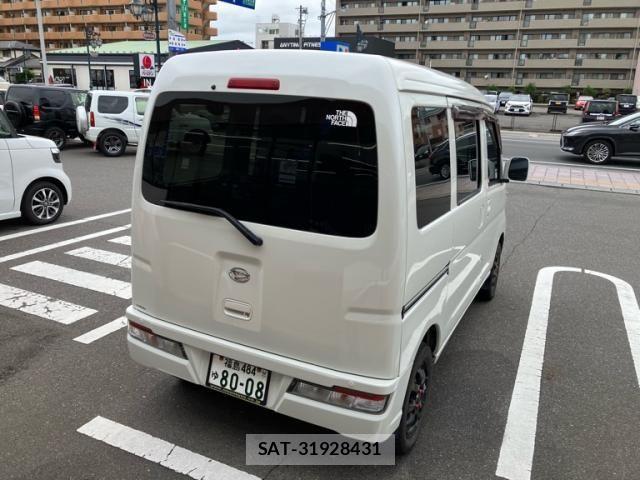 Daihatsu HIJET CARGO 2021-06 8245389-6