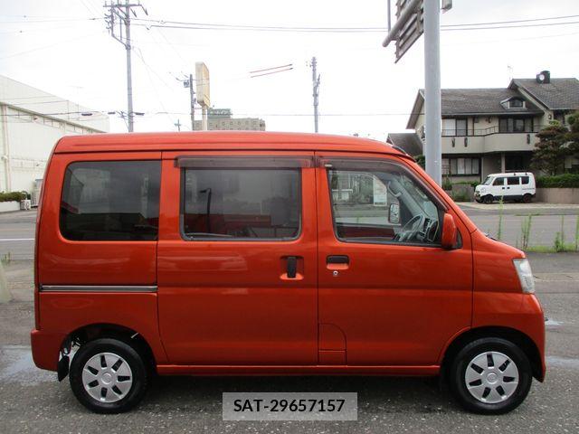 Daihatsu HIJET CARGO 2017-03 8245394-7