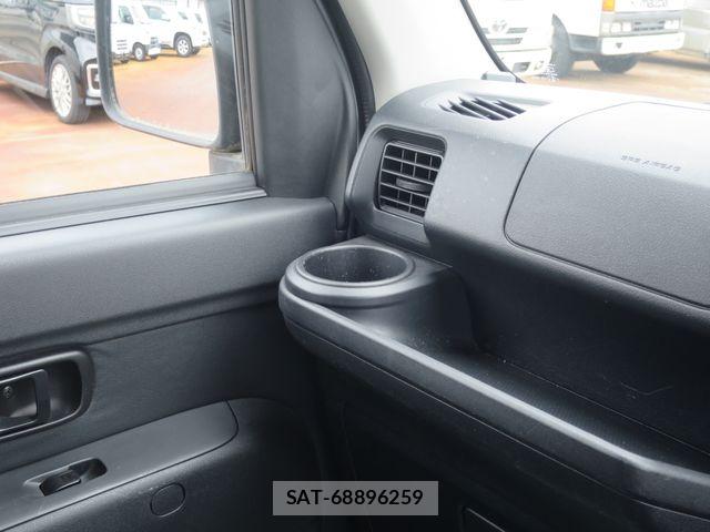 Daihatsu HIJET CARGO 2018-06 8245390-18