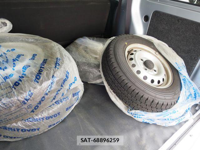 Daihatsu HIJET CARGO 2018-06 8245390-21
