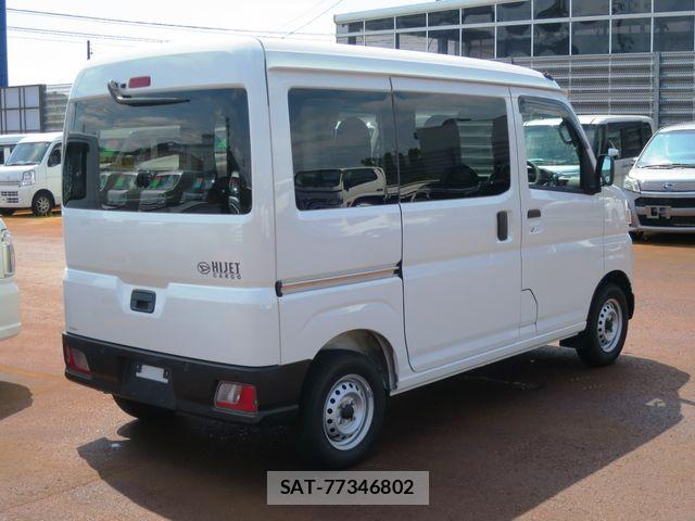 Daihatsu HIJET CARGO 2022-06 8245393-2