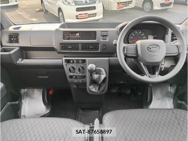 Daihatsu HIJET CARGO 2023-10 8314734-6