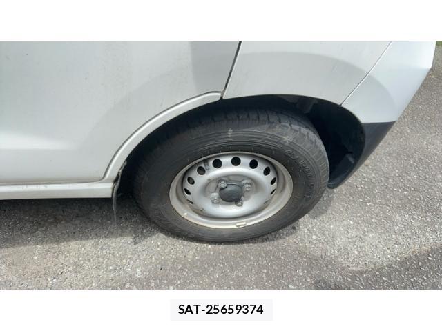 Daihatsu HIJET CARGO 2018-06 8314736-3