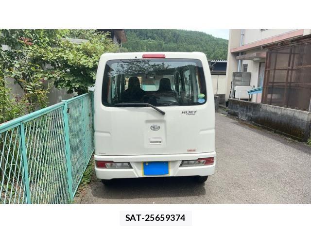 Daihatsu HIJET CARGO 2018-06 8314736-6