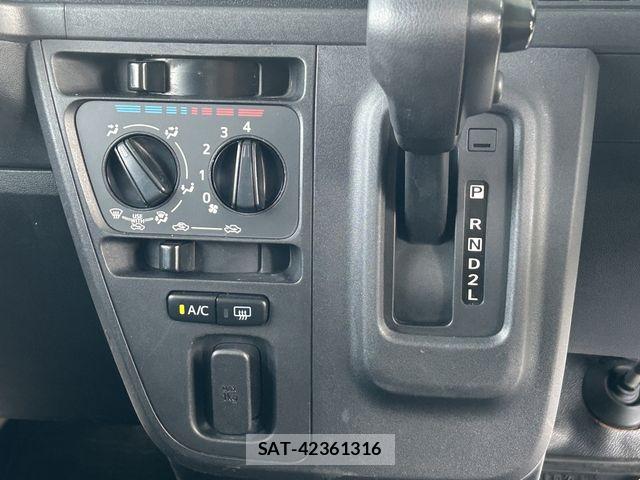 Daihatsu HIJET CARGO 2021-06 8336131-22