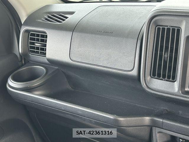 Daihatsu HIJET CARGO 2021-06 8336131-24