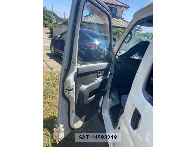 Daihatsu HIJET CARGO 2005-06 8336138-10