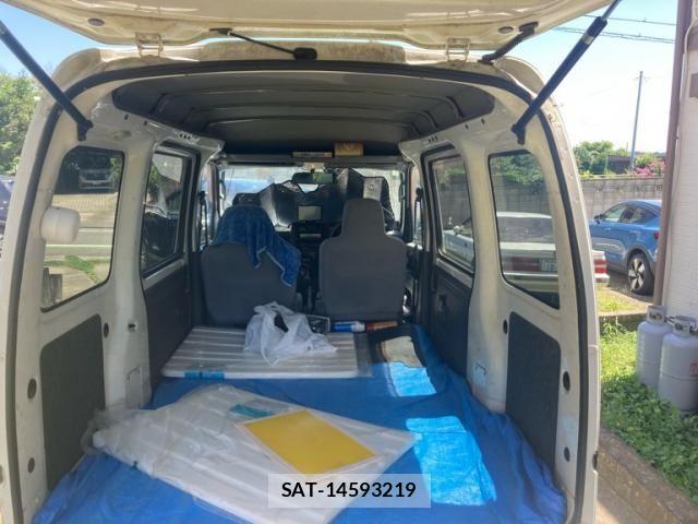 Daihatsu HIJET CARGO 2005-06 8336138-11