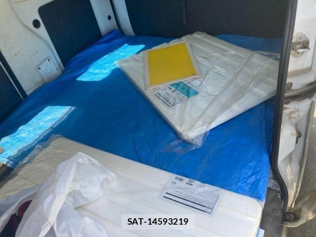 Daihatsu HIJET CARGO 2005-06 8336138-13
