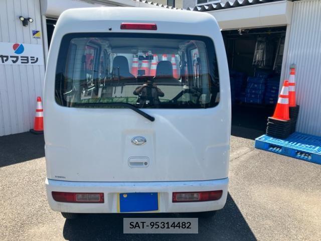 Daihatsu HIJET CARGO 2015-11 8336139-5