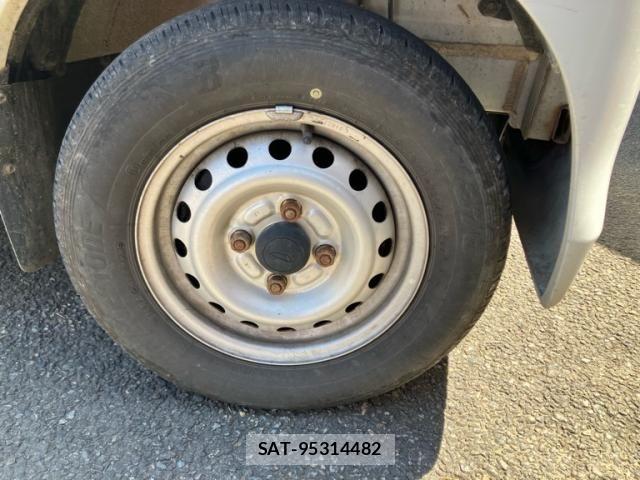 Daihatsu HIJET CARGO 2015-11 8336139-8