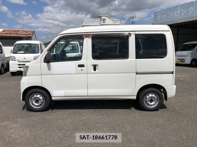 Daihatsu HIJET CARGO 2016-06 8354620-4