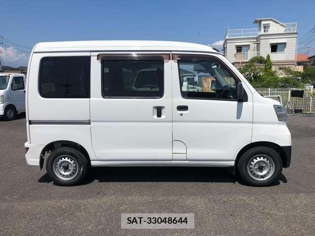 Daihatsu HIJET CARGO 2019-07 8354621-3