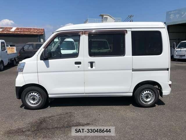 Daihatsu HIJET CARGO 2019-07 8354621-4