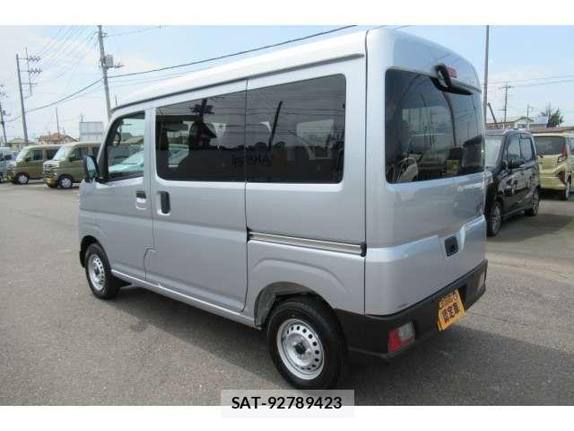 Daihatsu HIJET CARGO 2026-02 8354619-6