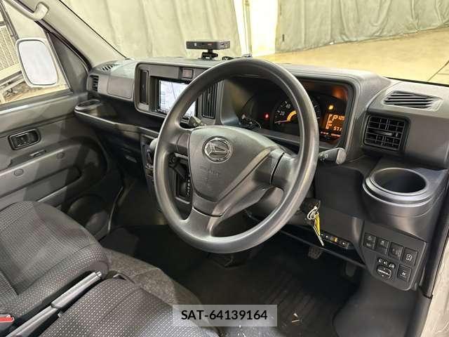Daihatsu HIJET CARGO 2020-03 8412770-8