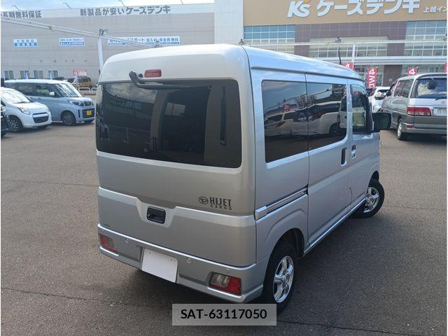 Daihatsu HIJET CARGO 2022-12 8412778-1